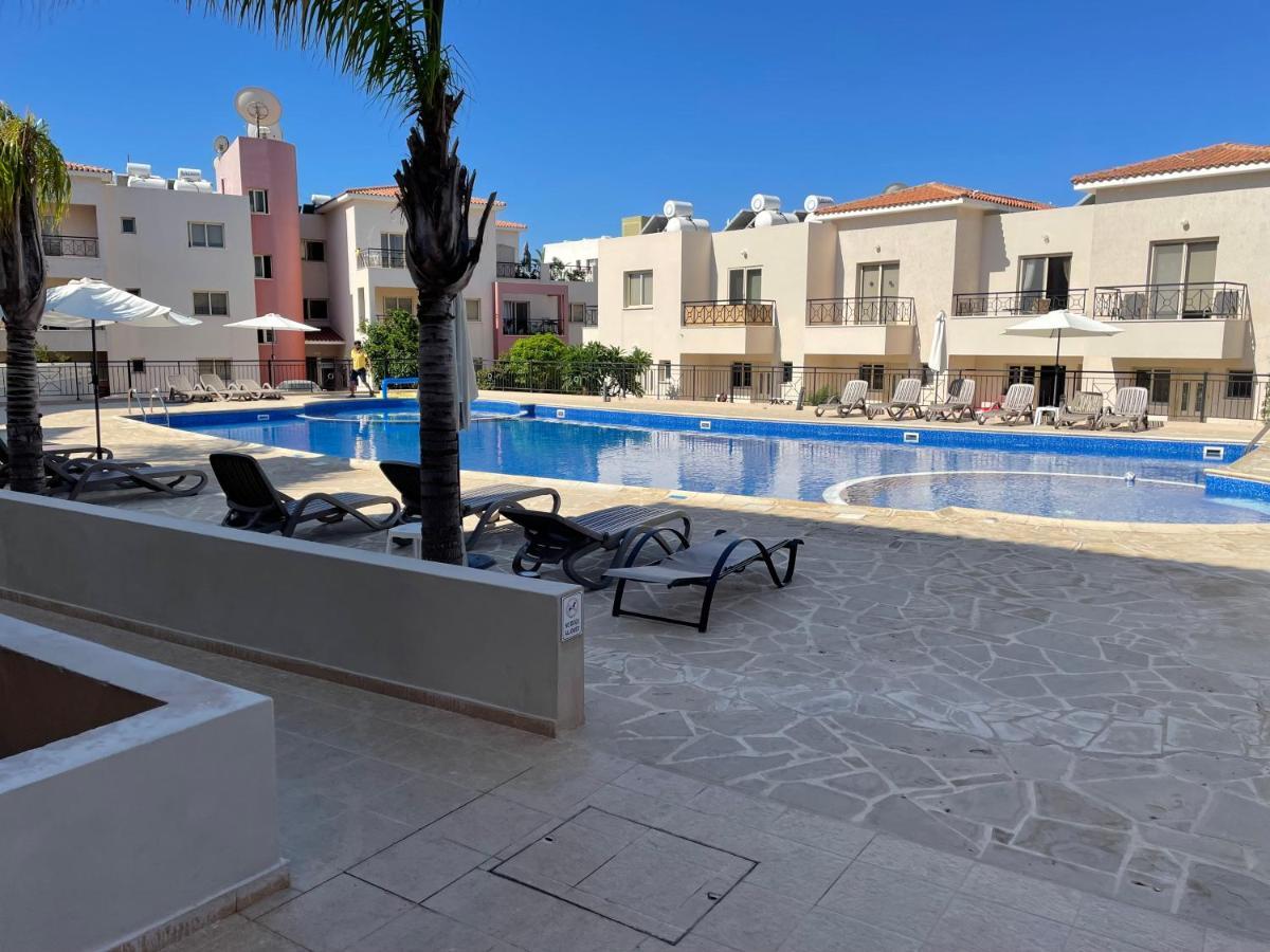 Kings Resort 1 Bedroom Apartment Paphos Esterno foto