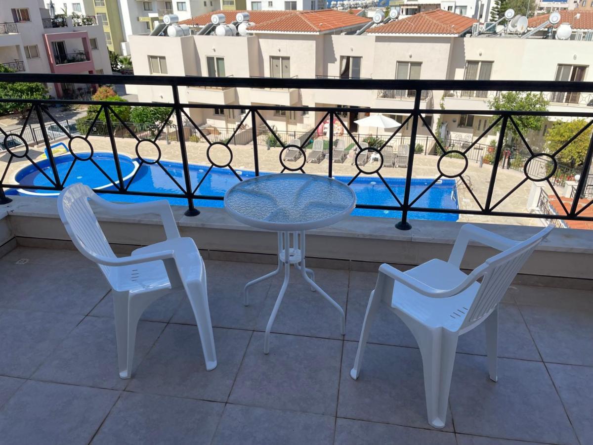 Kings Resort 1 Bedroom Apartment Paphos Esterno foto