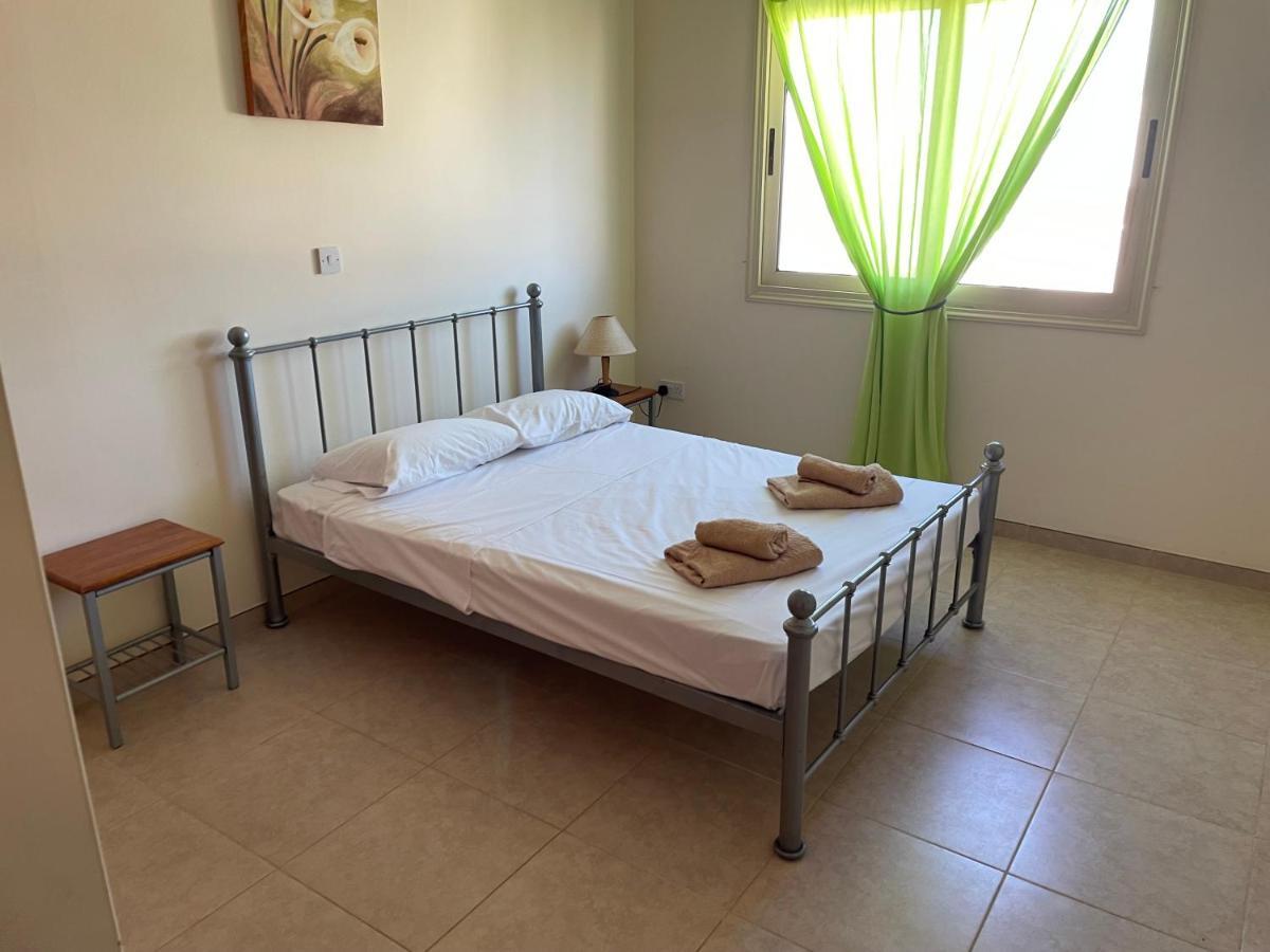Kings Resort 1 Bedroom Apartment Paphos Esterno foto