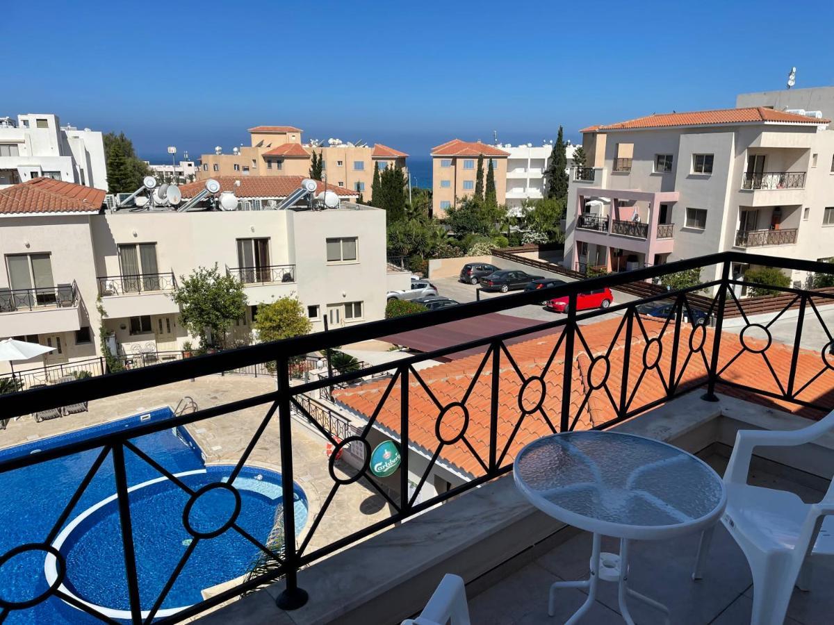 Kings Resort 1 Bedroom Apartment Paphos Esterno foto
