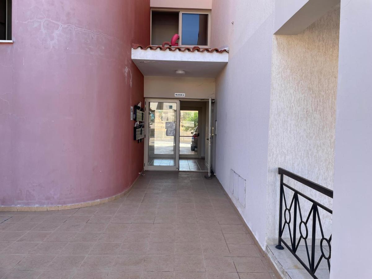 Kings Resort 1 Bedroom Apartment Paphos Esterno foto