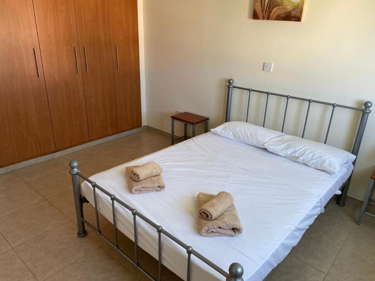 Kings Resort 1 Bedroom Apartment Paphos Esterno foto