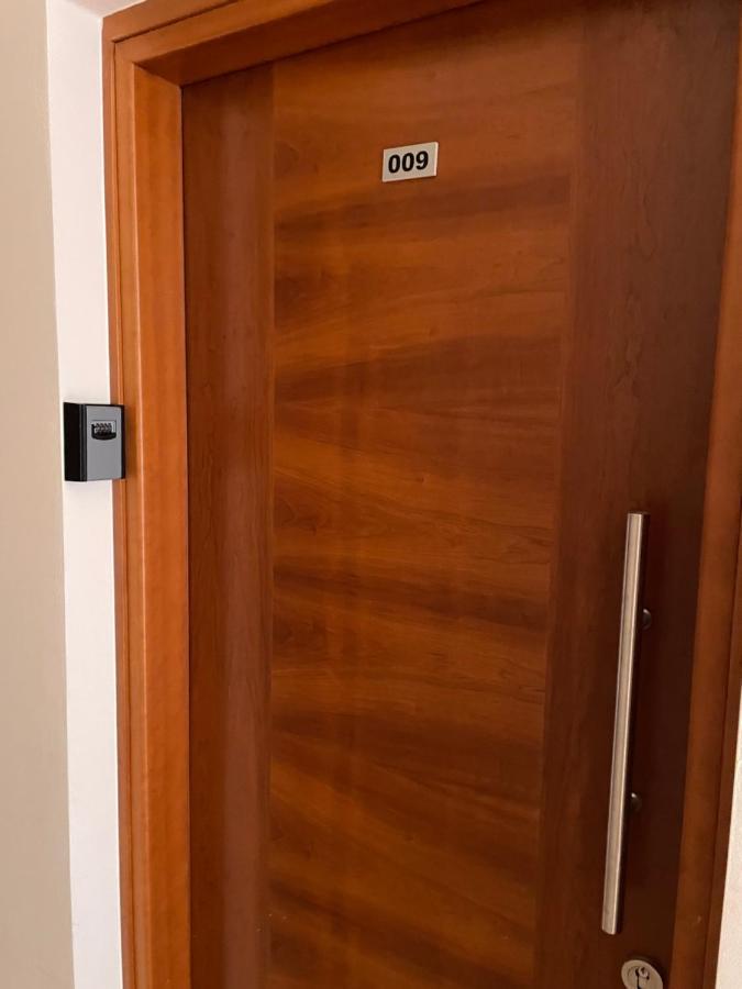 Kings Resort 1 Bedroom Apartment Paphos Esterno foto