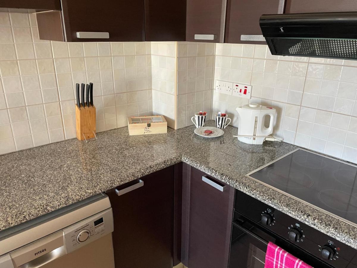 Kings Resort 1 Bedroom Apartment Paphos Esterno foto